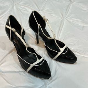 Black Patent Faux Snakeskin White T-Strap Ankle Clasp Platform Heels